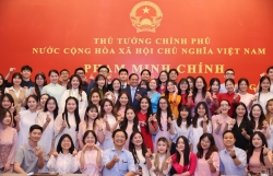 Thủ tướng gặp gỡ cộng đồng người Việt Nam tại Trung Quốc