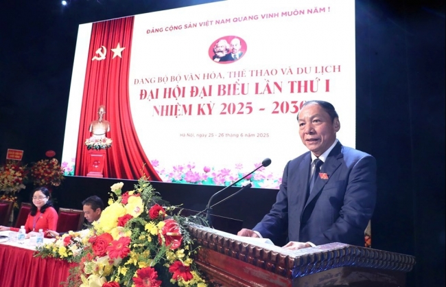 Xây dựng nền văn hóa tiên tiến, đậm đà bản sắc dân tộc, tự tin bước vào kỷ nguyên mới