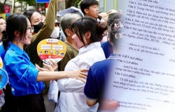 Đề Ngữ văn khơi dậy tình yêu nước, thí sinh viết bằng cả trái tim