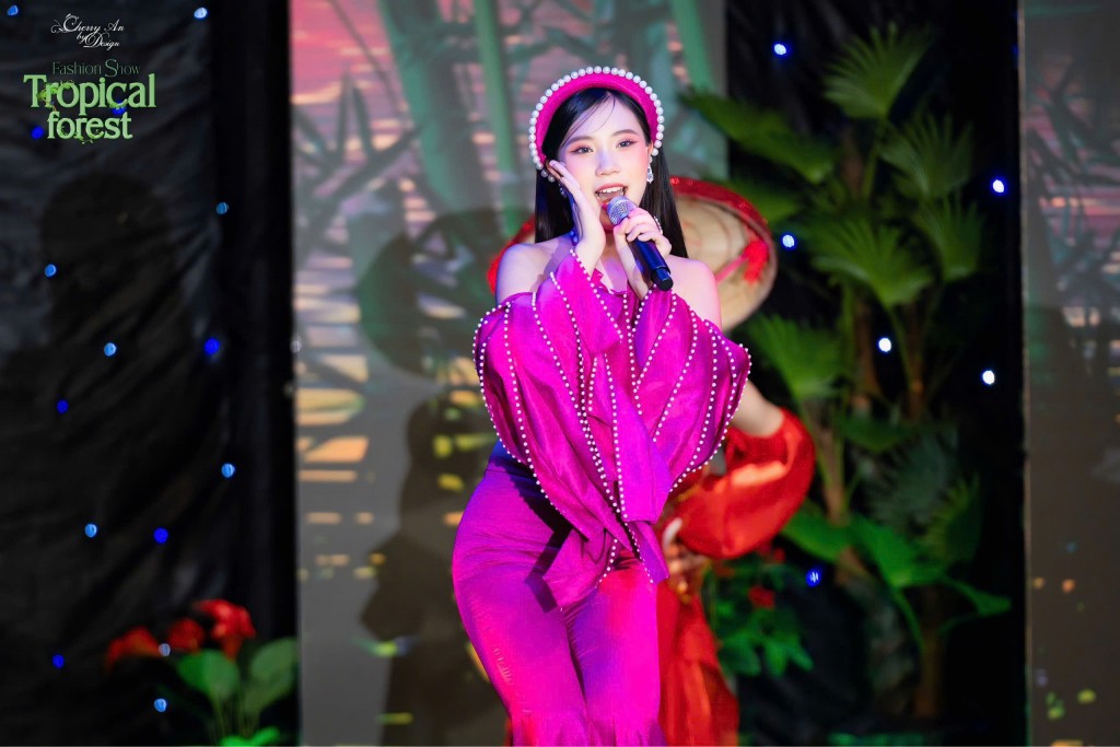 cất giọng ngọt ngào với bản hit “Kén cá chọn canh”