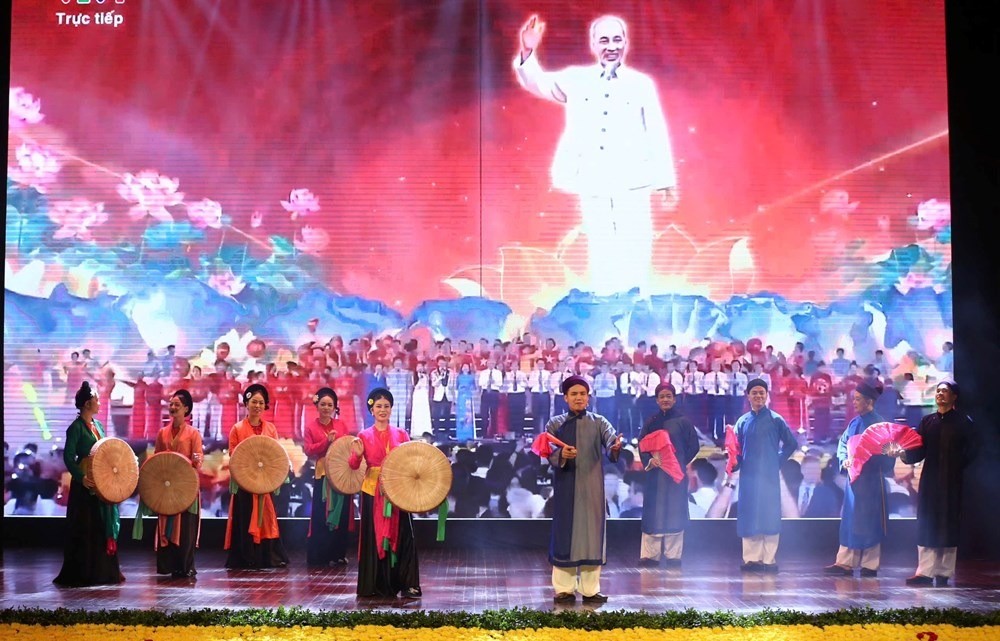 Tôn vinh vai trò lãnh đạo của Đảng trong sự nghiệp phát triển văn hóa
