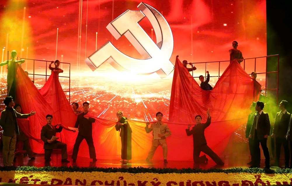 Tôn vinh vai trò lãnh đạo của Đảng trong sự nghiệp phát triển văn hóa