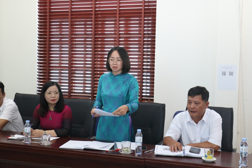 Các đại biểu thảo luận một số nội dung về phát triển kinh tế, xã hội trong 6 tháng cuối năm 2025 của xã Hồng Vân