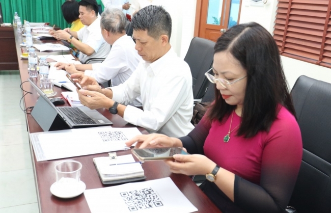 Dấu ấn chuyển đổi số tại các kỳ họp thử nghiệm ở Hồng Vân
