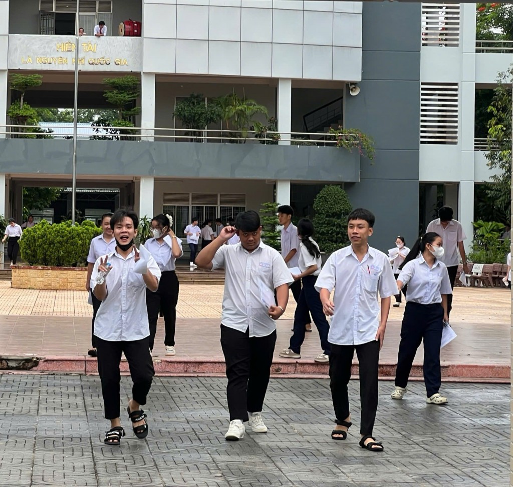 Bà Rịa - Vũng Tàu: Thí sinh hoàn thành ngày thi đầu an toàn, nghiêm túc