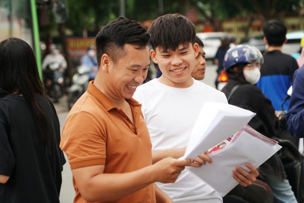 Thí sinh vui vẻ, tự tin khi hoàn thành tốt môn Toán