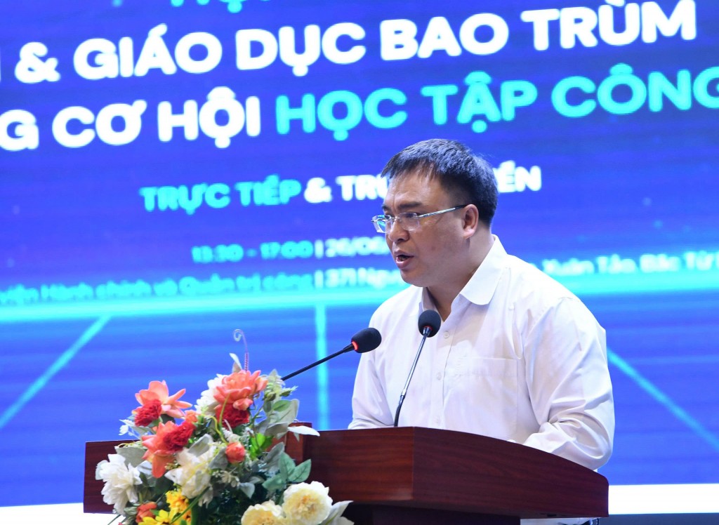 GS.TS Nguyễn Quốc Sửu, Ủy viên Hội đồng Lý luận Trung ương, Phó Giám đốc Học viện Hành chính và Quản trị công