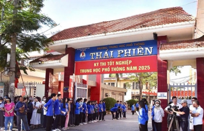 Ngày thi THPT đầu tiên tại Hải Phòng: Trật tự, nghiêm túc, đúng quy chế