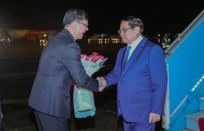 Thủ tướng Phạm Minh Chính về tới Hà Nội, kết thúc tốt đẹp chuyến công tác tại Trung Quốc