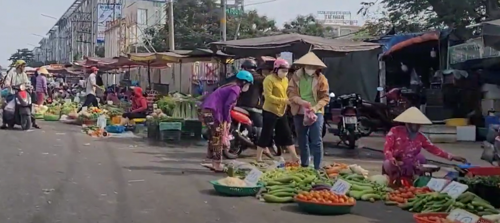 Các điểm bán tự phát tiềm ẩn