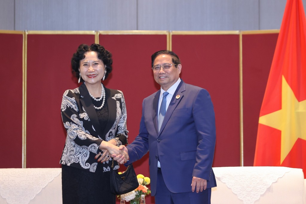 Thủ tướng Phạm Minh Chính tiếp Giáo sư Đào Nhất Đào, Giám đốc Trung tâm Nghiên cứu đặc khu kinh tế Trung Quốc, Viện trưởng Viện Nghiên cứu phát triển hợp tác quốc tế Vành đai - Con đường của Đại học Thâm Quyến - Ảnh: VGP/Nhật Bắc