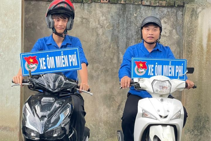 Xe ôm miễn phí huyện Ba Vì luôn sẵn sàng hỗ trợ thí sinh 