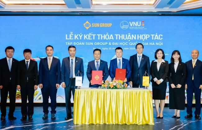 Sun Group đồng hành cùng Đại học Quốc gia Hà Nội trong đào tạo phát triển thế hệ trẻ