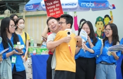 Gần 300 thí sinh đạt 9,75 điểm môn Văn, Hà Nội đứng top đầu