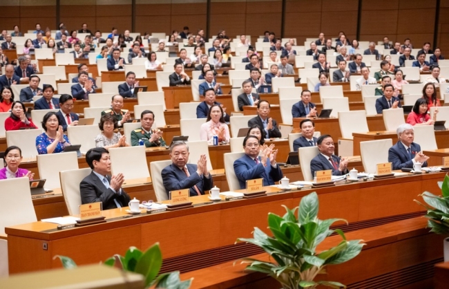Khởi đầu cho những cải cách thể chế một cách căn cơ