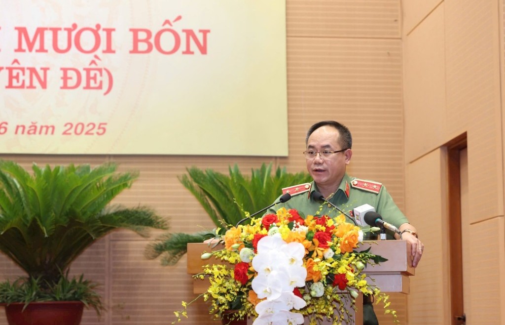 Kéo dài hỗ trợ phí cung cấp lý lịch tư pháp qua VNeID