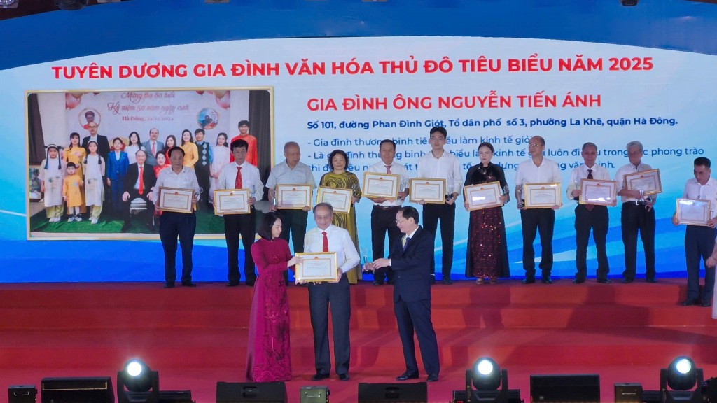 Gia đình ông Nguyễn Tiến Ánh được tuyên dương