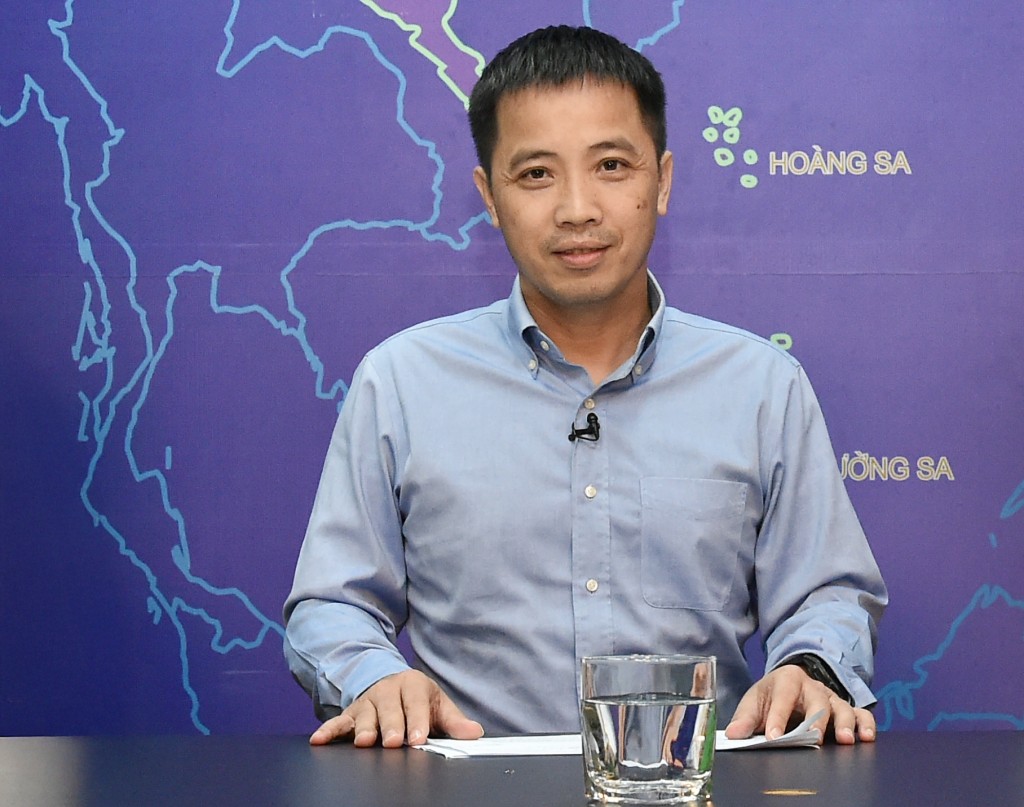 TS. Đậu Anh Tuấn: Đối với doanh nghiệp, vai trò của tín dụng giống như xăng đối với xe chạy xăng. Một xe chạy xăng không đổ đầy bình xăng, điều đó có nghĩa rằng là anh không đủ vốn thì anh không thể đi được xa - Ảnh: VGP/Dương Tuấn