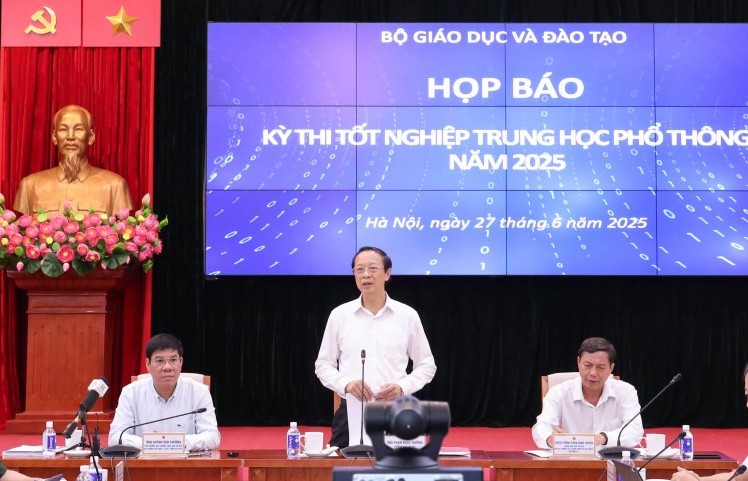 Thí sinh “sốc” trước độ khó của đề thi, Bộ GD&ĐT đã có phản hồi