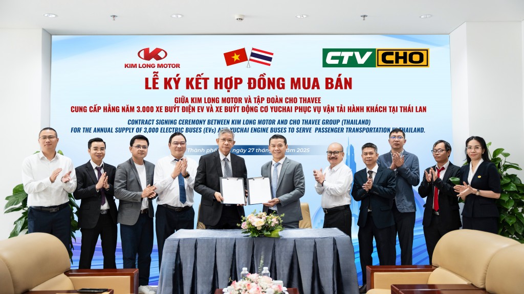 Công ty Cổ phần Huế Kim Long Motor và Tập đoàn Cho Thavee (Thái Lan) chính thức ký kết hợp đồng 