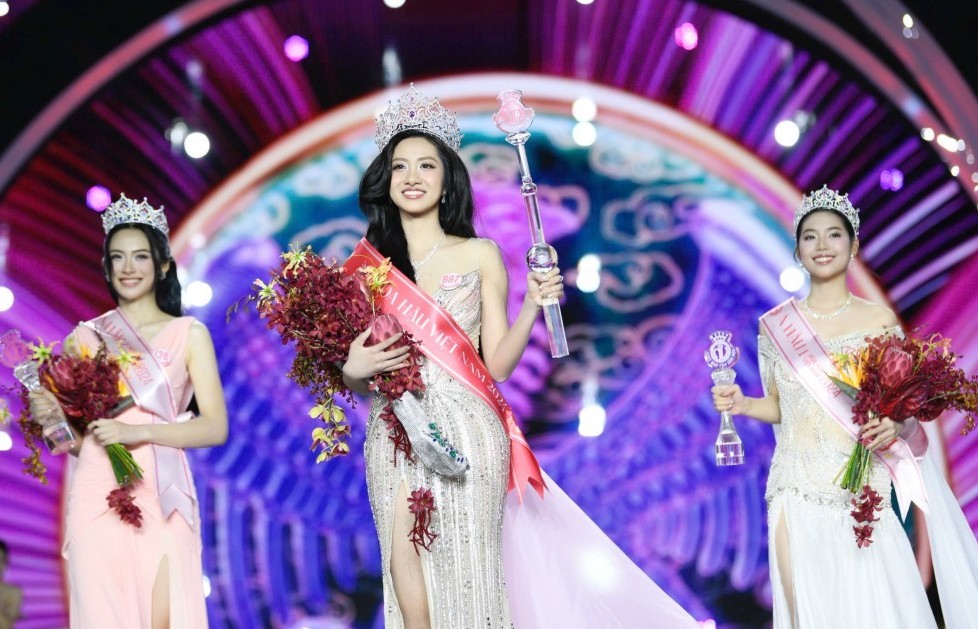Hà Trúc Linh đăng quang Hoa hậu Việt Nam 2024