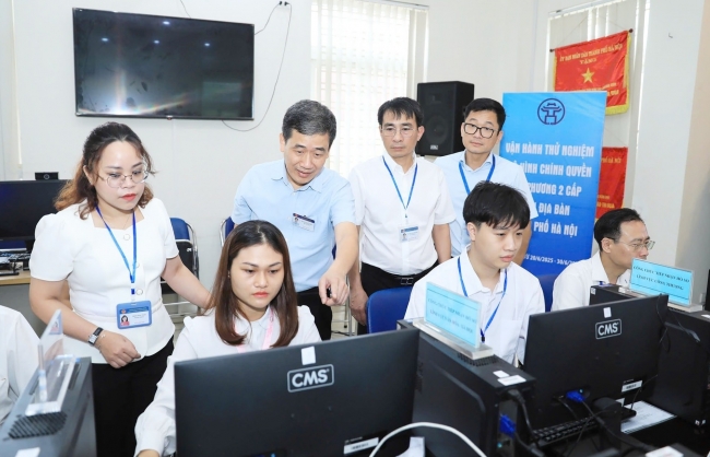 Đẩy mạnh tuyên truyền xây dựng tổ chức chính quyền địa phương 2 cấp