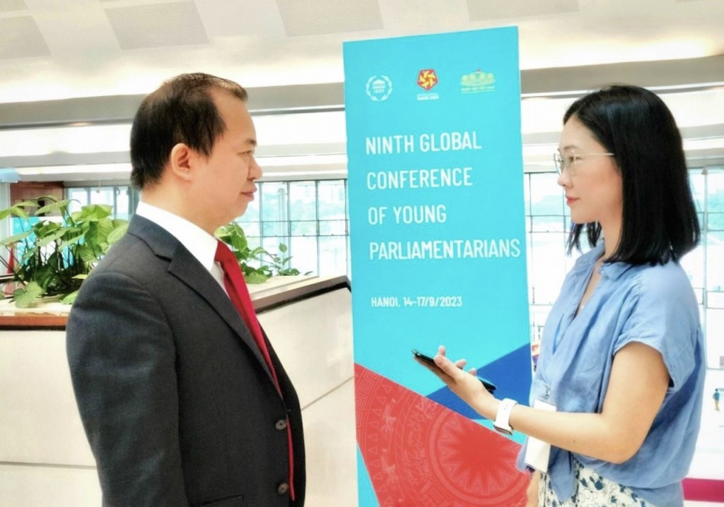 Thời khắc lịch sử - khi tuổi trẻ cùng đất nước bước vào kỷ nguyên mới
