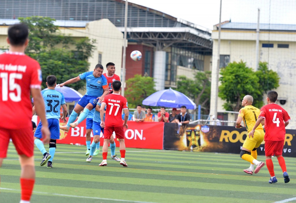 Trái bóng tranh cúp Bia Saigon Dragon 2025 chính thức lăn tại đất cảng Hải Phòng