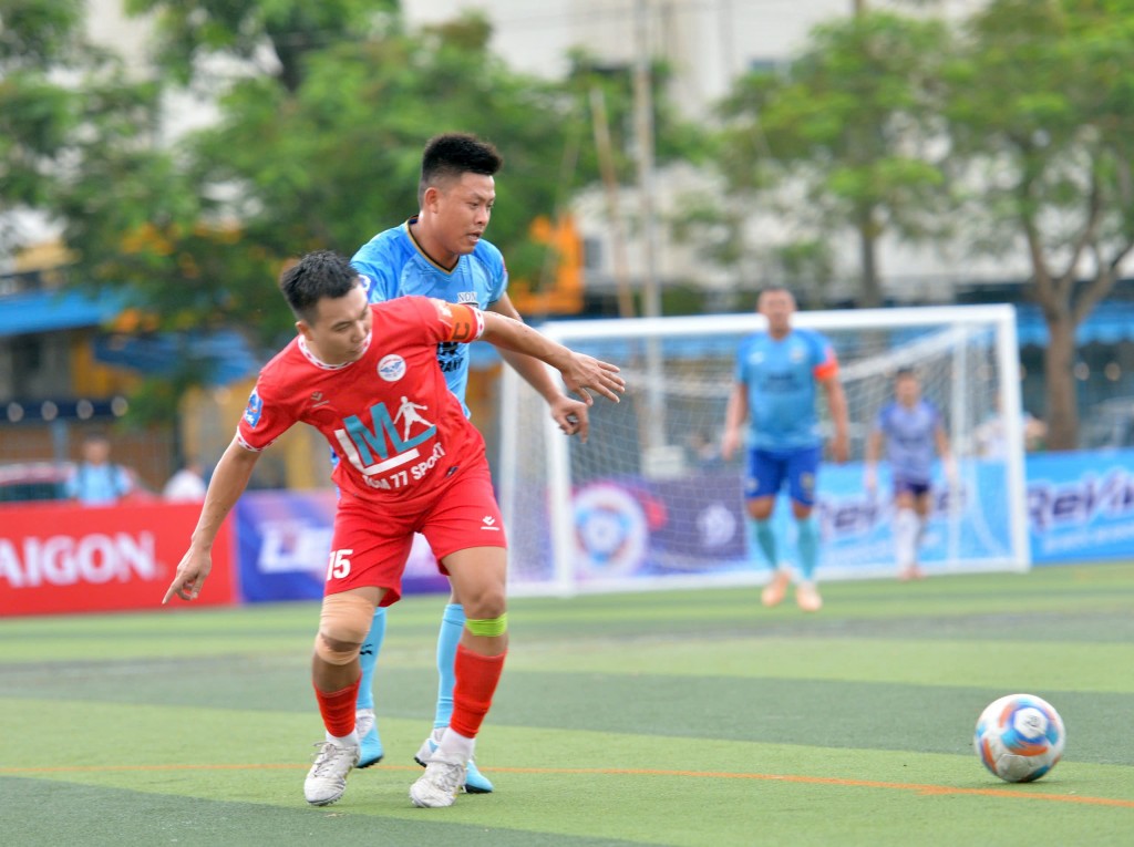 Trái bóng tranh cúp Bia Saigon Dragon 2025 chính thức lăn tại đất cảng Hải Phòng