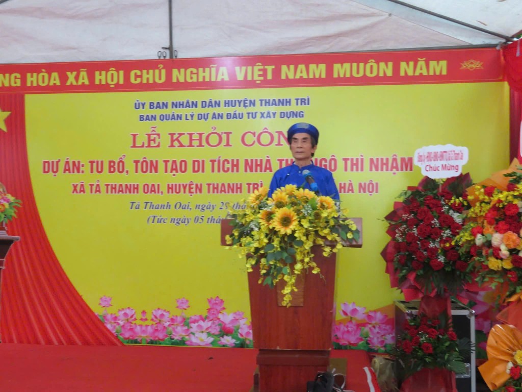 Ông Ngô Ngọc Lưu đại diện họ Ngô Thì phát biểu cảm ơn