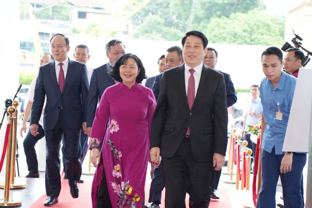 Lãnh đạo Đảng, Nhà nước dự Lễ công bố các nghị quyết, quyết định sáp nhập đơn vị hành chính