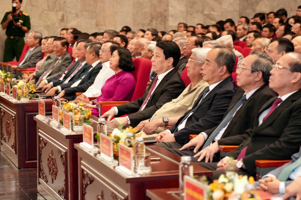 Lãnh đạo Đảng, Nhà nước dự Lễ công bố các nghị quyết, quyết định sáp nhập đơn vị hành chính