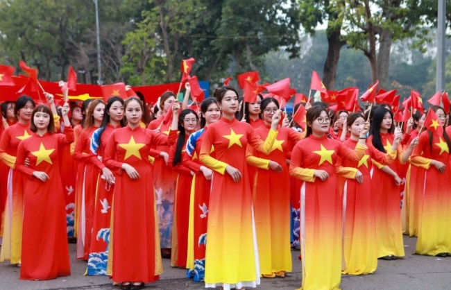 Thênh thang đường lớn…