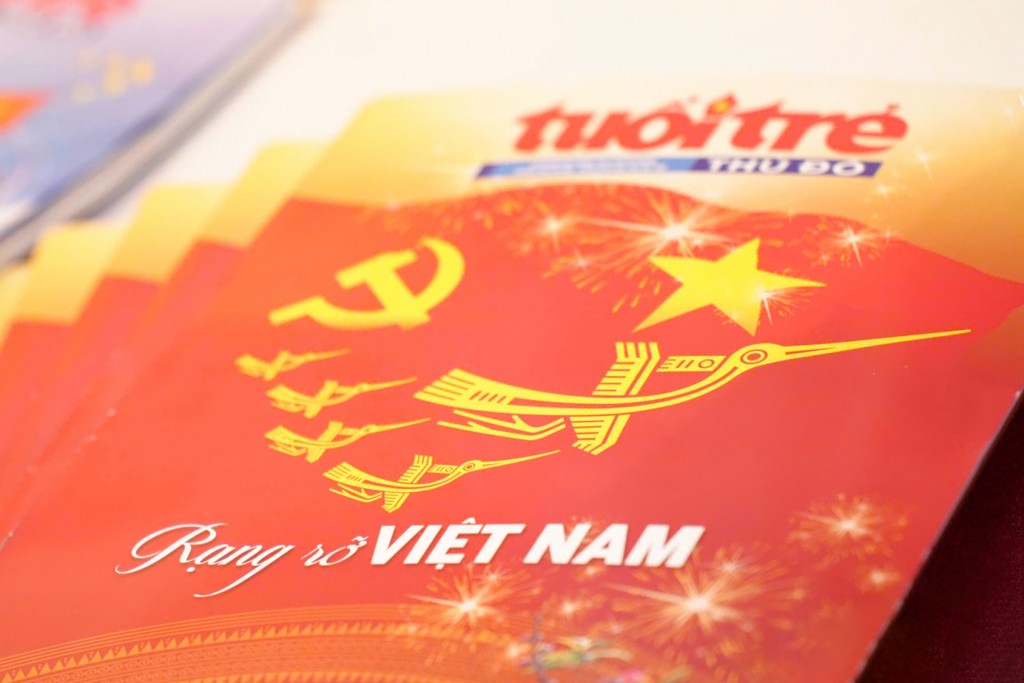 Thênh thang đường lớn…