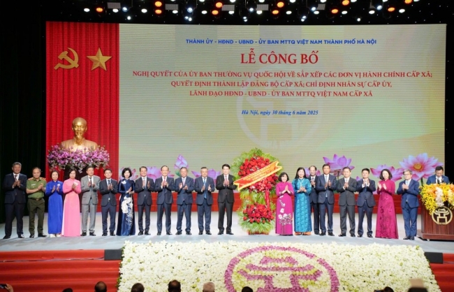 Thênh thang đường lớn…