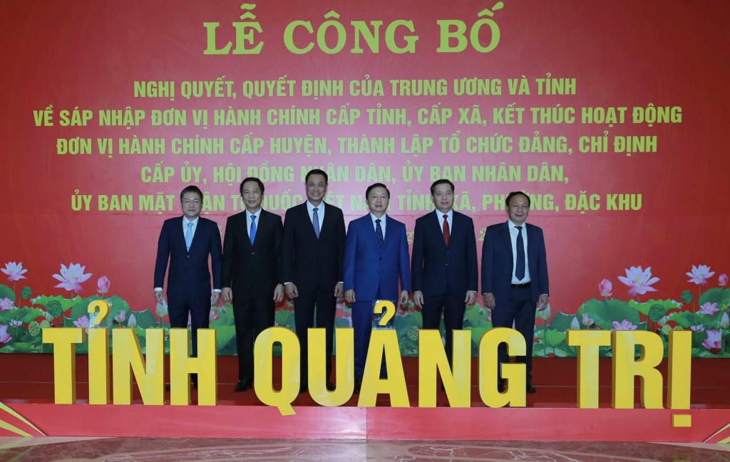 Lãnh đạo Đảng, Nhà nước dự Lễ công bố các nghị quyết, quyết định sáp nhập đơn vị hành chính
