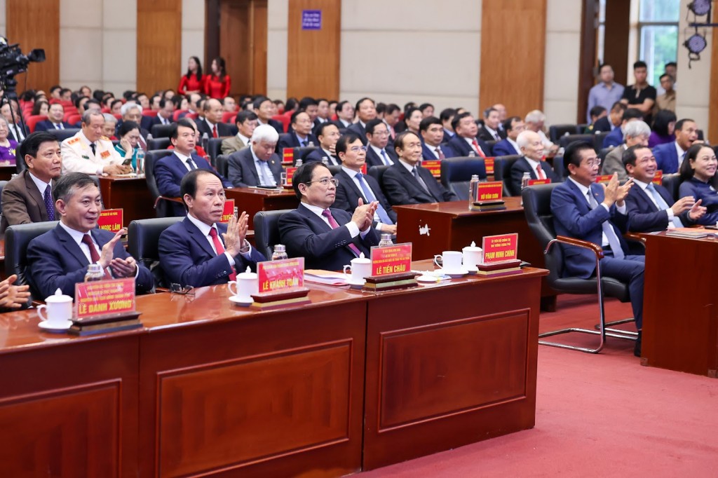 Lãnh đạo Đảng, Nhà nước dự Lễ công bố các nghị quyết, quyết định sáp nhập đơn vị hành chính