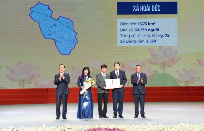 Công bố Bí thư, Chủ tịch UBND xã Hoài Đức