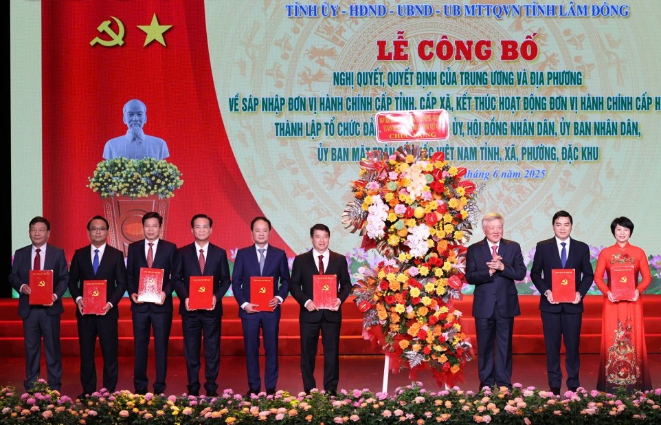Thành lập tỉnh Lâm Đồng mới - khởi đầu chặng đường lịch sử mới