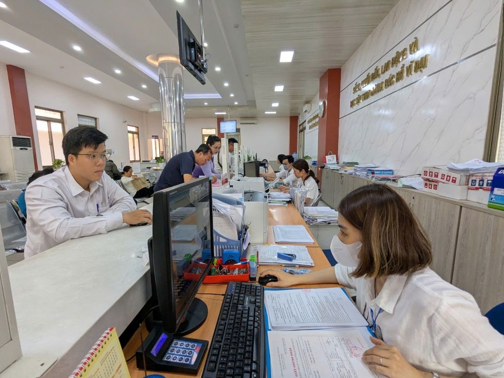 TP Hồ Chí Minh: Các phường, xã mới sẵn sàng phục vụ