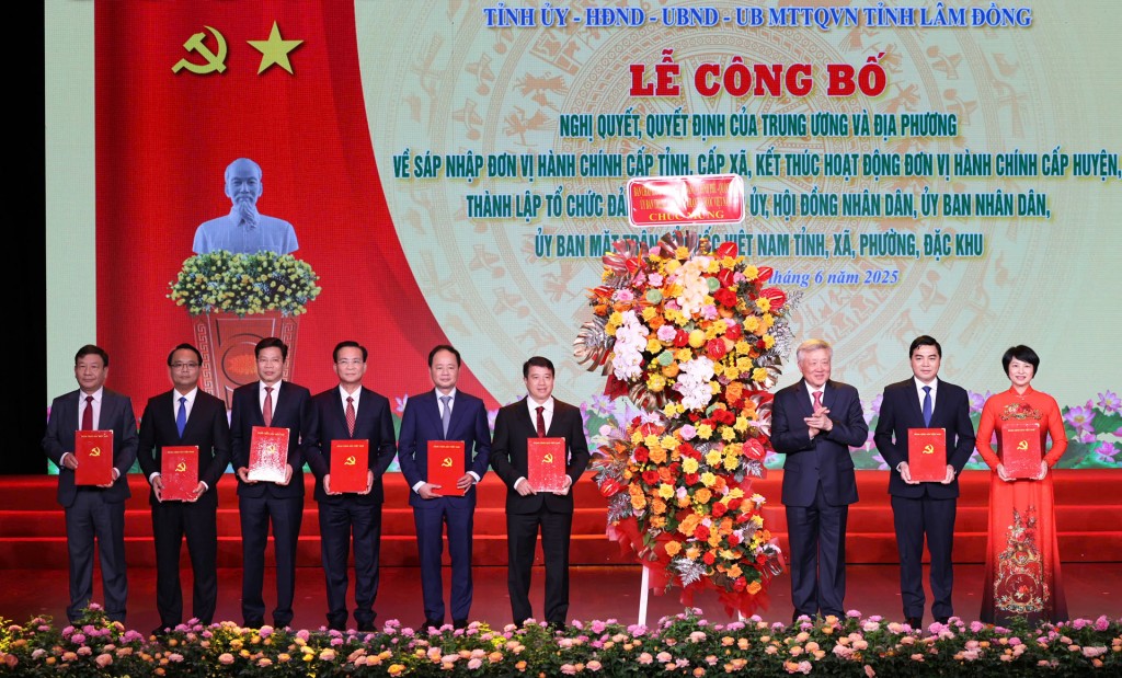 Thành lập tỉnh Lâm Đồng mới - khởi đầu chặng đường lịch sử mới