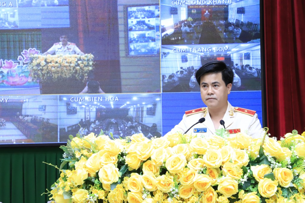 Đồng chí Giám đốc Công an tỉnh phát biểu chỉ đạo