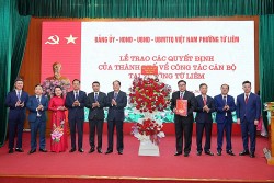 Bộ máy chính quyền mới hoạt động hiệu quả ngay từ những ngày đầu