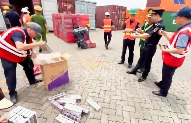 Triệt phá loạt vụ buôn lậu thuốc lá quy mô lớn