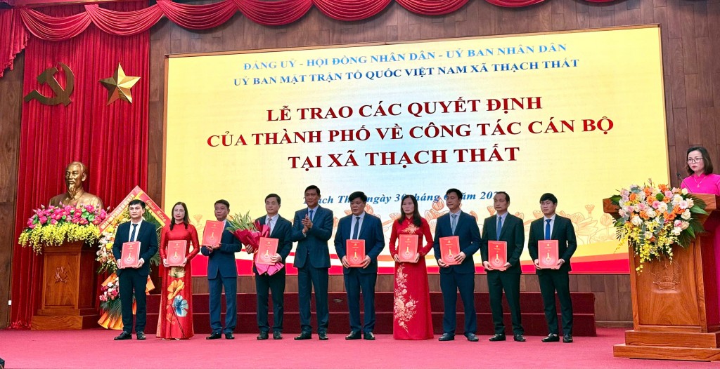 Xã Thạch Thất nỗ lực vận hành chính quyền địa phương hai cấp hiệu quả