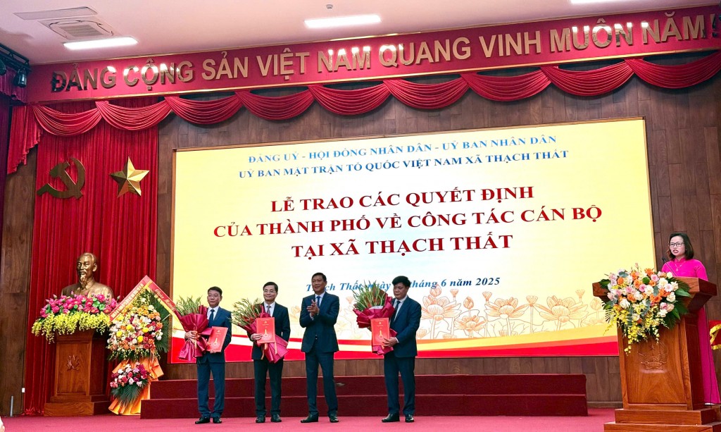 Xã Thạch Thất nỗ lực vận hành chính quyền địa phương hai cấp hiệu quả