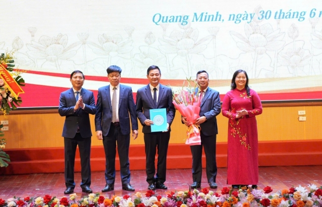 Đồng chí Nguyễn Tiến Dũng làm Chủ tịch UBND xã Quang Minh