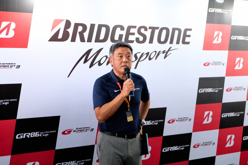 Ông Seigo Hata, Phó Chủ Tịch phụ trách Kinh doanh, Tiếp thị và Motorsport khu vực Châu Á Thái Bình Dương, Ấn Độ và Trung Quốc (BSAPIC) 