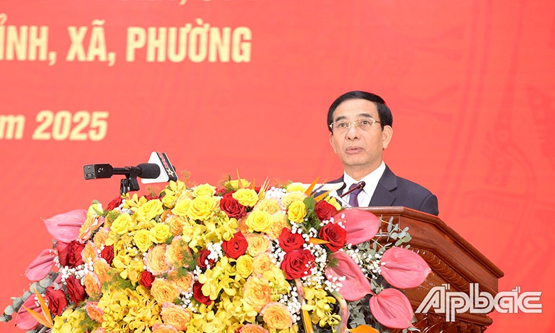 Đồng Tháp ra mắt chính quyền mới, kỳ vọng phát triển mạnh mẽ, nhanh, toàn diện, bền vững