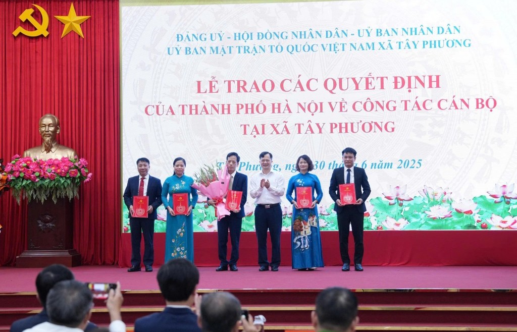 Vận hành chính quyền địa phương hai cấp với khát vọng cống hiến